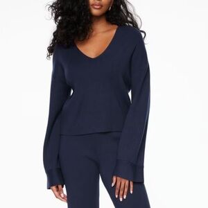 Dynamite Deep Blue V-Neck Sweater Size M
